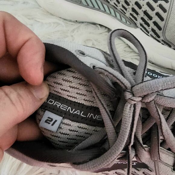 Brooks Women's size 10 gray running adrenaline 21 guiderails - Picture 4 of 9